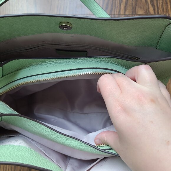 Kate Spade Leila Medium Triple Compartment Shoulder Bag in Beach Glass - Picture 9 of 10